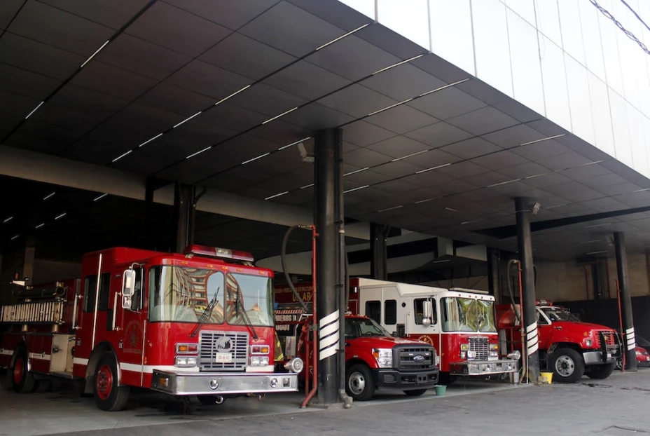 Bomberos capitalinos exigen más y mejor equipo