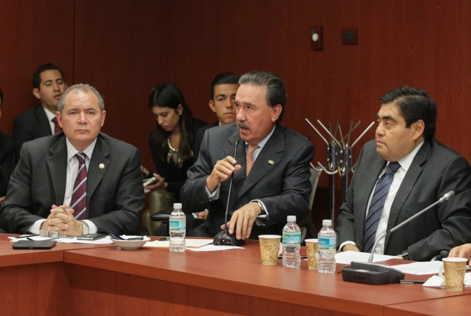 Senado avala Ley Anticorrupción