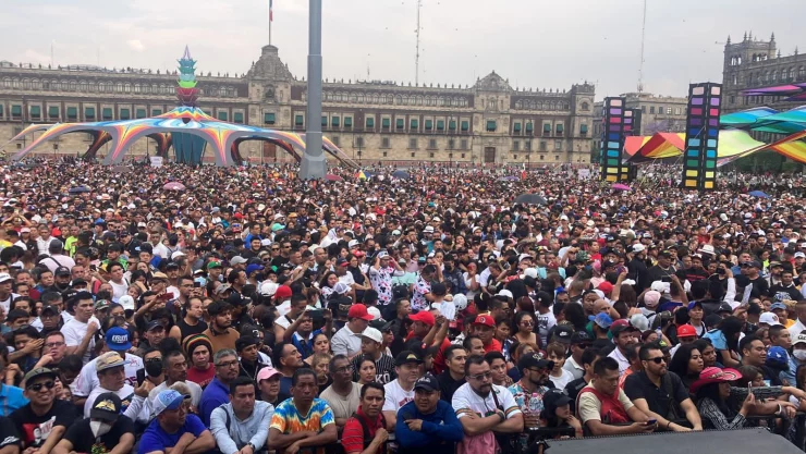 Se armó el sonidero masivo en el Zócalo: Más de 200 mil personas asisten al Festival Noche de Primavera