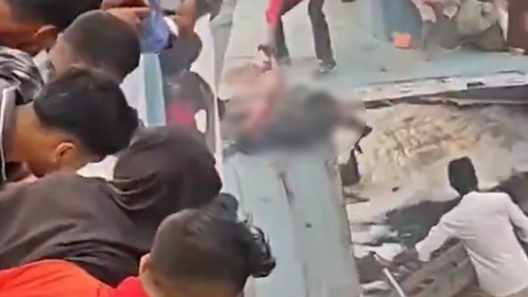 hombre muere aplastado en Bangladesh