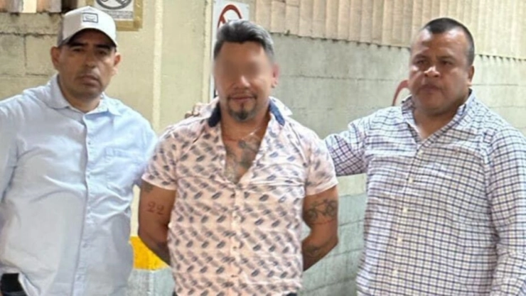 _El Tiburón”, acusado de agredir a empleado de Subway, también golpeó a policías