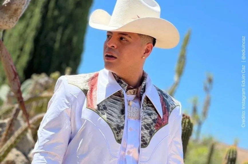 Eduin Caz con sombrero.jpg