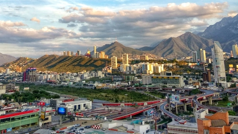 En Nuevo León los hombres lloran más por futbol, según la IA