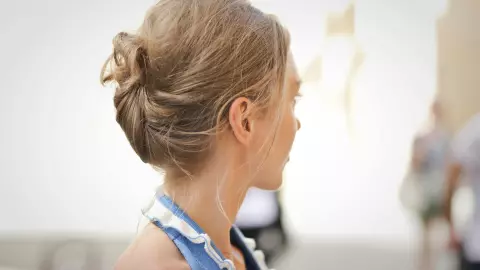 Cabello recogido con volumen.jpg