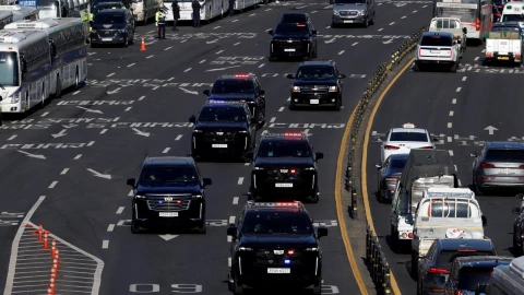 Crisis política en Corea del Sur: Arrestan a Yoon Suk Yeol para ser interrogado por cargos de insurrección y corrupción