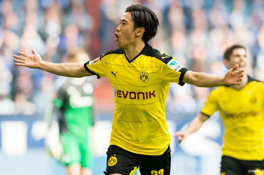 20 EX JUGADORES del Borussia Dortmund kagawa.jpg