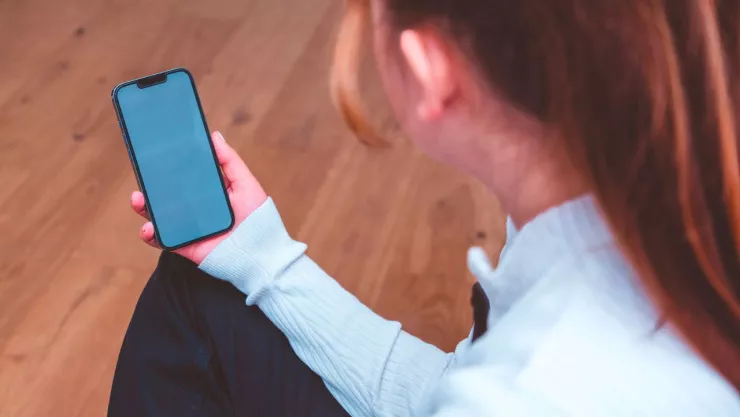 Alertan por radiaicón en iPhone 12