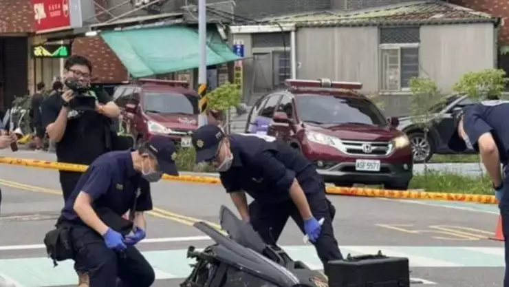 Conductor arrolla peatones