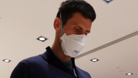 djokovic empresa medicamento covid-19