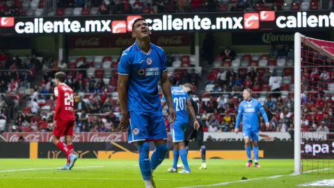 Uriel Antuna, jugador de Cruz Azul