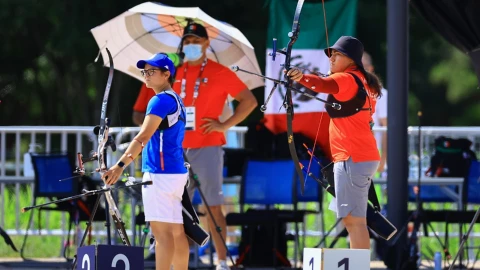 Alejandra Valencia clasificó a la ronda de 32avos en la rama femenil.