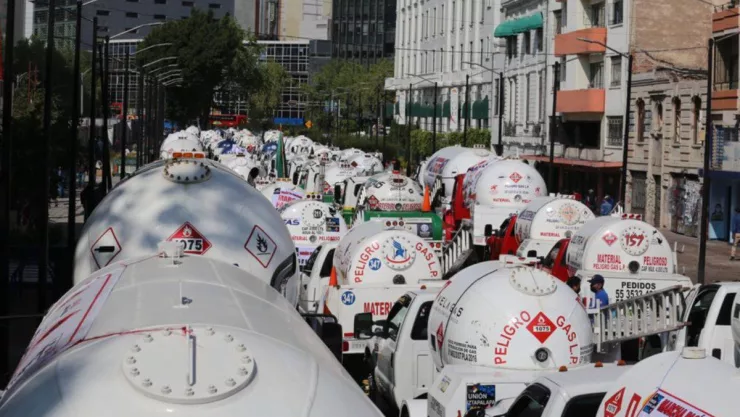 Se emplearán 3 medidas ante el paro de gaseros: AMLO