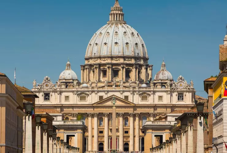 Quiénes pueden llegar a ser santos por la iglesia católica