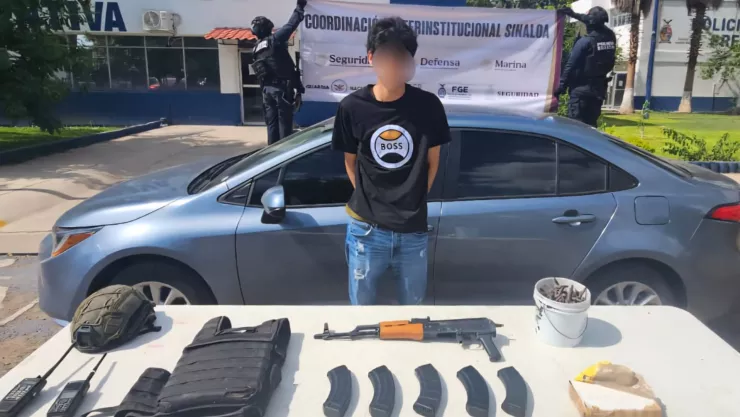 Hombre detenido en Culiacán