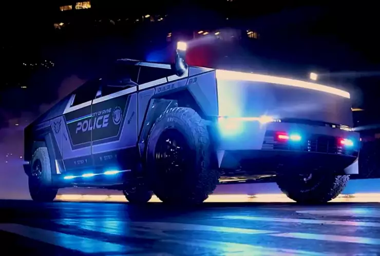 Policía de California presentó el primer Tesla Cybertruck como patrulla.