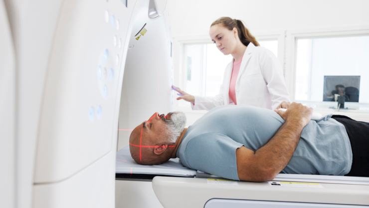 Científicos reportan un aumento en casos de cáncer en personas menores de 50 años durante las últimas tres décadas