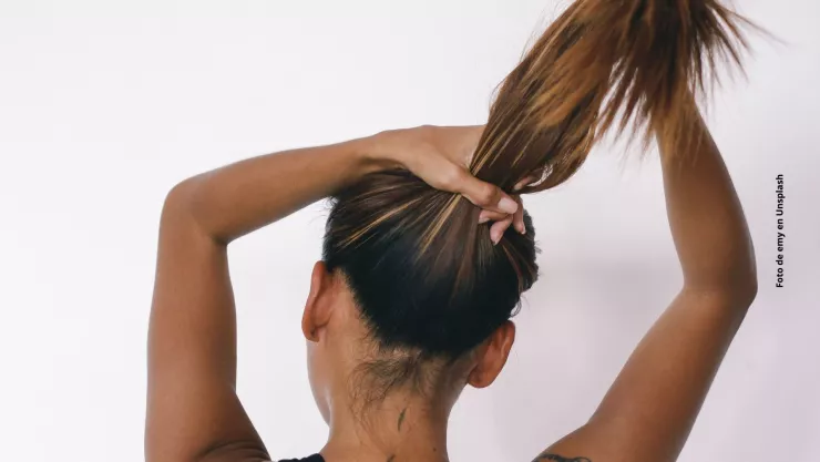 &iquest;C&oacute;mo recuperar el tono de tu cabello si tienes canas?