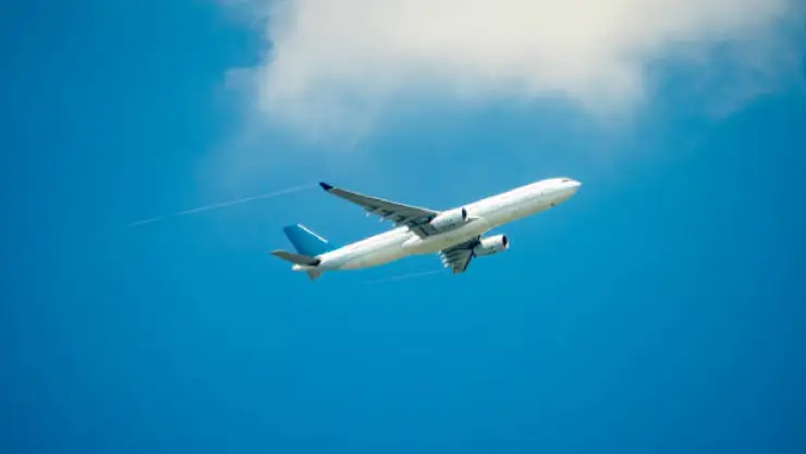 Avión