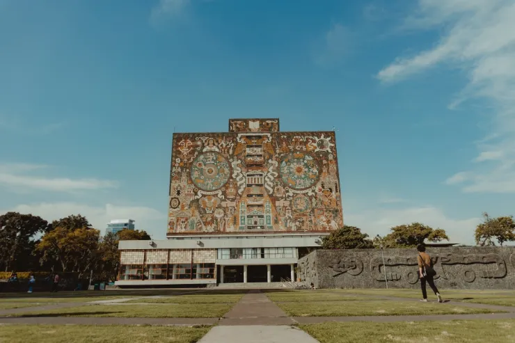 La UNAM aprueba estatutos para anular tesis en caso de plagio