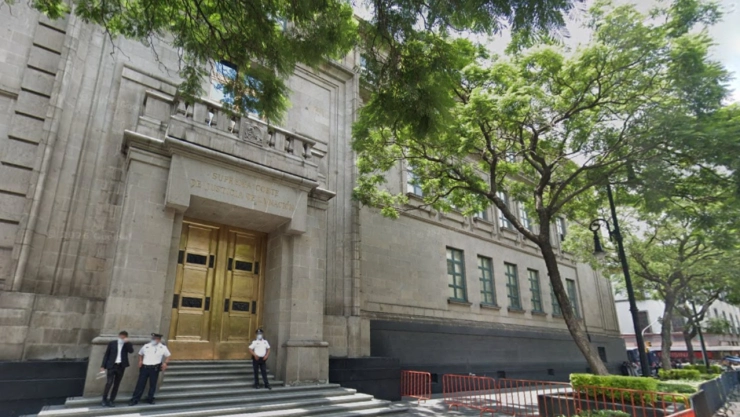 Usan oficinas de la Suprema Corte para grabar comercial en TikTok.