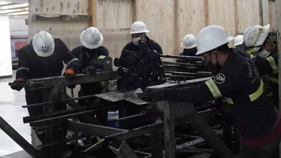 stc metro nueva escalera eléctrica.jpg