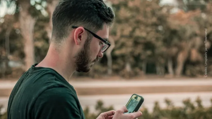 Descubre con este truco con quién está hablando tu pareja en WhatsApp.