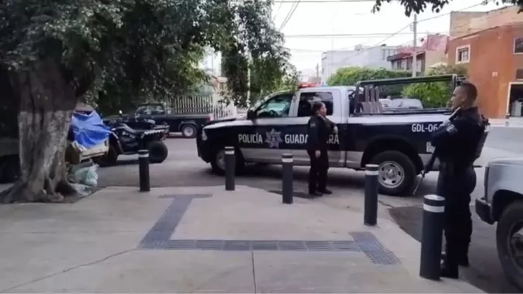 Detienen a mujer por presuntamente golpear a su hija de 7 años en la colonia La Penal