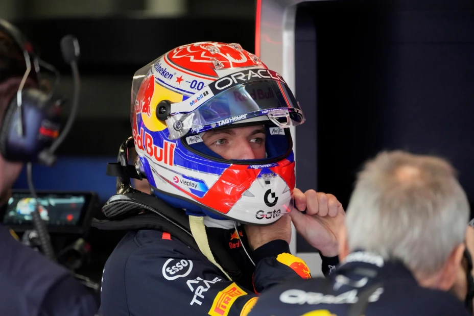 Verstappen planea quedarse en Redbull.jpg