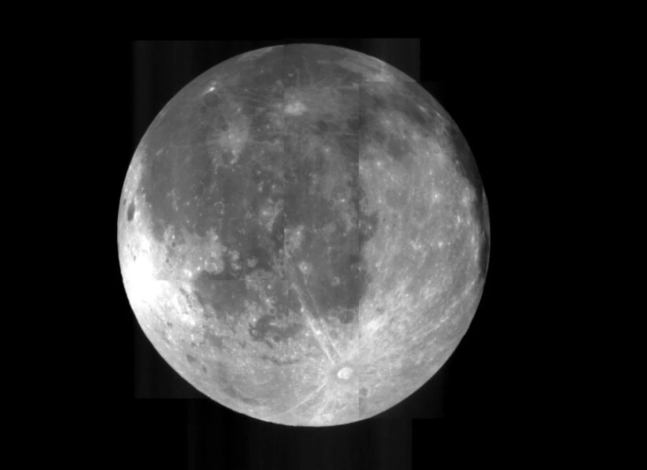 Esta teoría explicaría las similitudes entre la Luna y la Tierra,