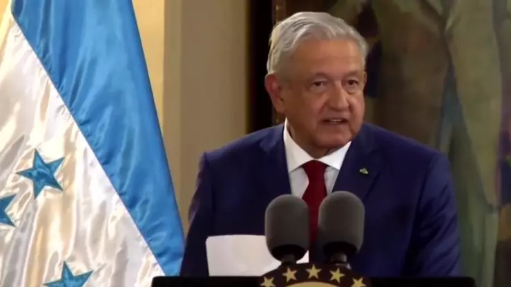 AMLO Honduras.PNG