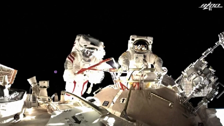 astronautas china caminata espacial