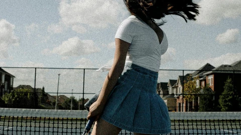 falda mezclilla tenis.jpg