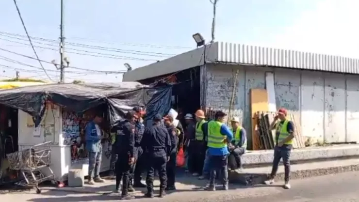 Desalojan a 60 trabajadores de la estación Tacubaya del Metro CDMX por olor a combustible.