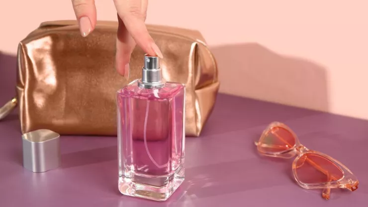 /estilo-de-vida/perfume-huele-a-talco-elegancia-despues-de-los-40