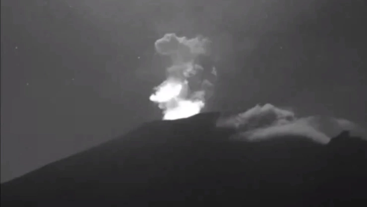 actividad del volcán popocatépetl hoy dónde caerá ceniza