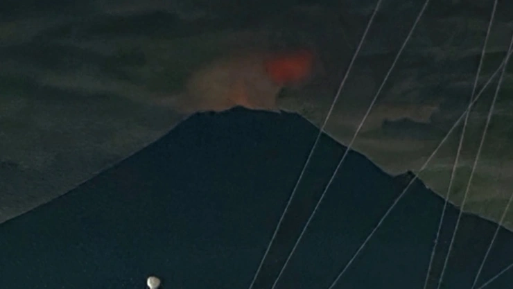 Captan desde Puebla la impresionante explosión del volcán Popocatépetl; este es el monitoreo hoy