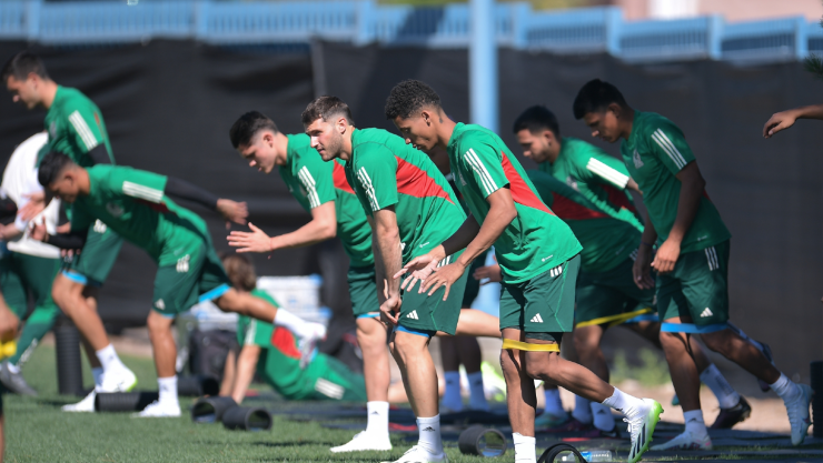 Jugadores de la Selección Mexicana en un entrenamiento