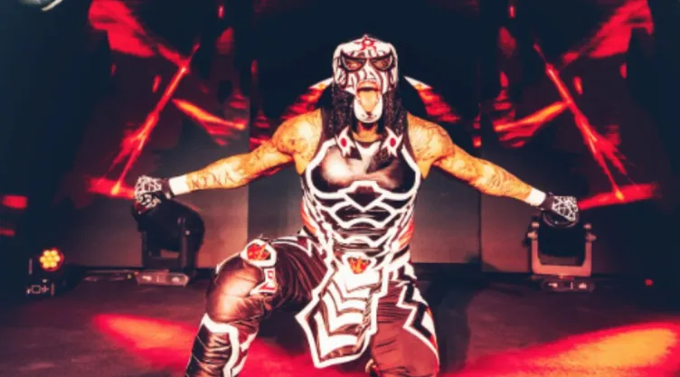 penta-poster-oficial-wwe-crown-jewel-2026.jpg