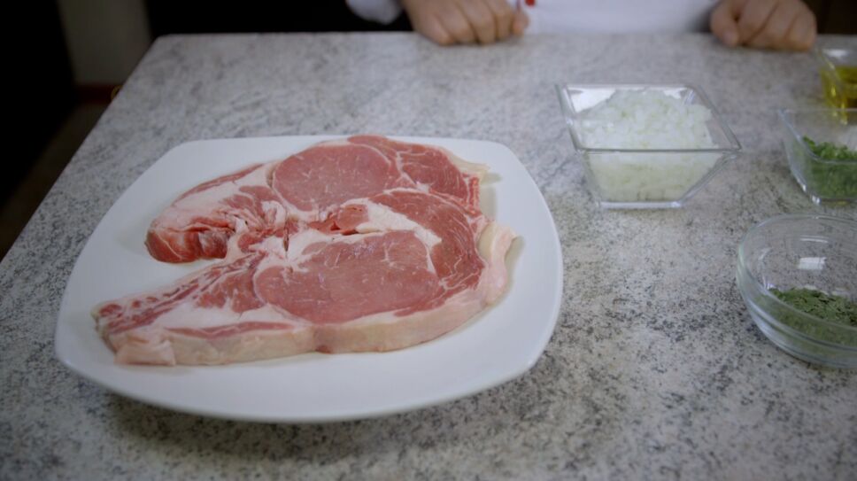 Ingredientes para rib eye a las finas hierbas