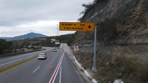 rampa-de-frenado-carreteras-de-México-costo