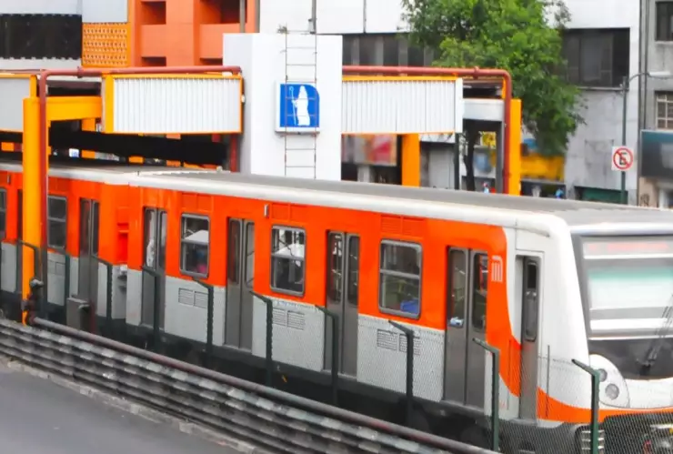 ¿Retrasos en el Metro CDMX? La razón de la marcha lenta HOY EN VIVO