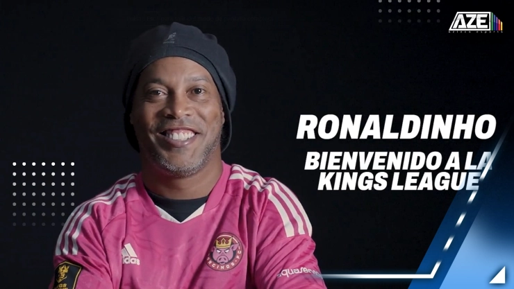 Ronaldinho, jugador de Porcinos FC