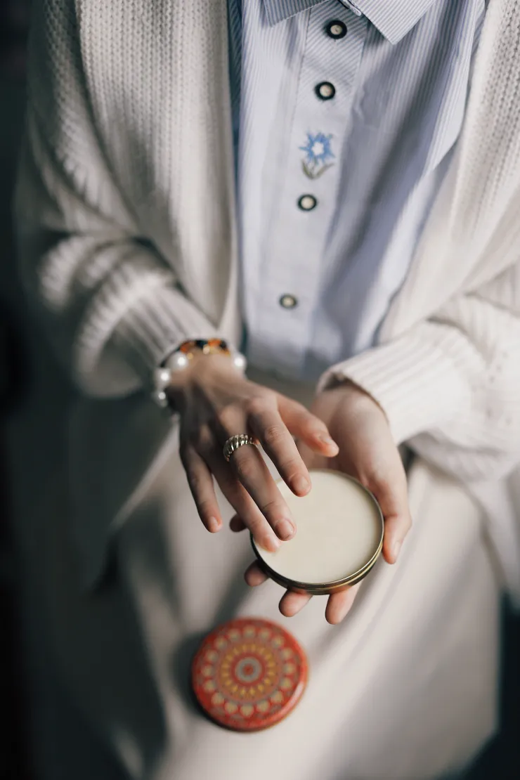¿Por qué todos mezclan la crema corporal con vaselina?