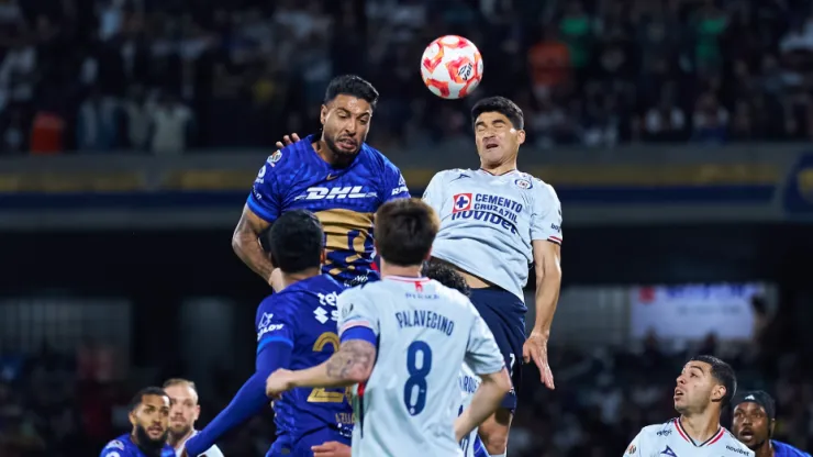 Pumas vs Cruz Azul