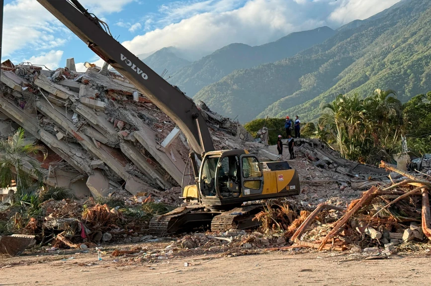 remocion_escombros_La_Guaira_sismos_Venezuela