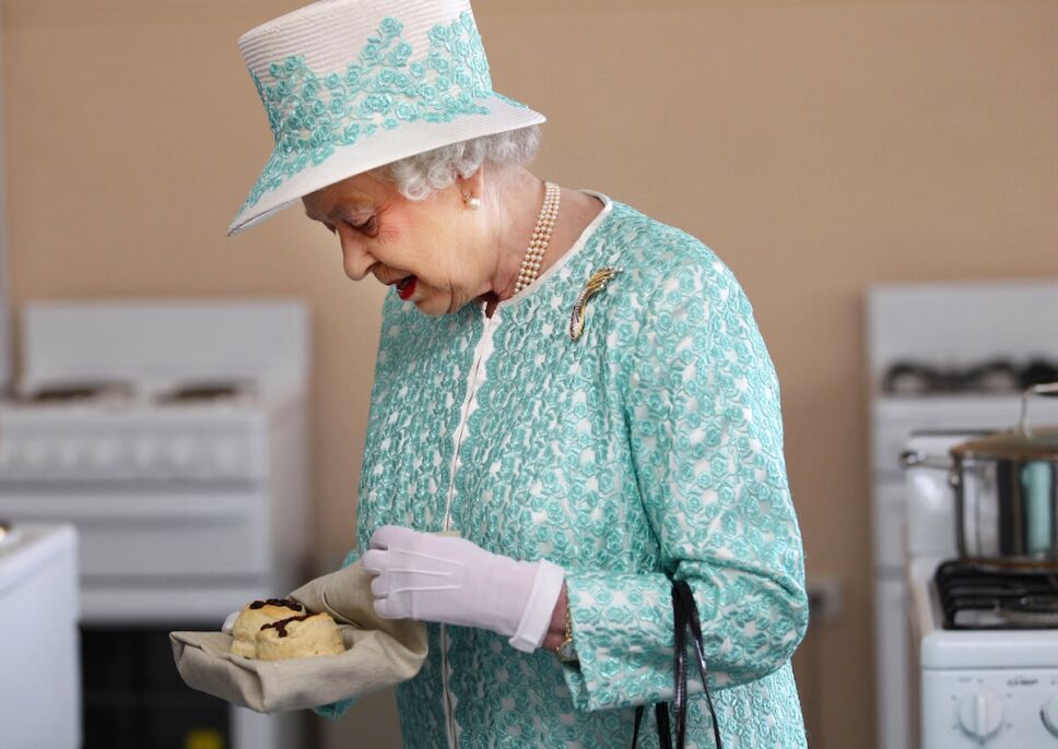 La curiosa dieta antienvejecimiento que sigue la reina Isabel II