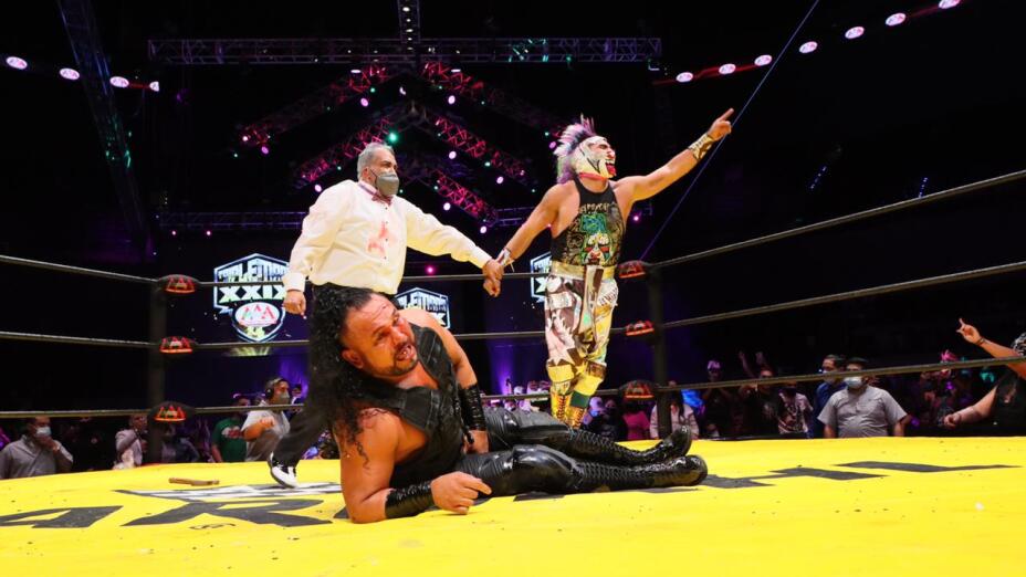Rey Escorpión vs Psycho Clown lucha libre Triplemanía XXIX