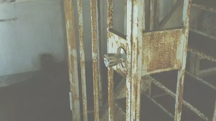 Por el presunto abuso contra una joven de 15 años, detienen a un empleado de pizzería