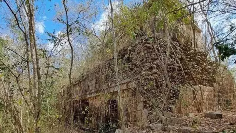 INAH tomará acción legal por venta de Zona Arqueológica en Yucatán