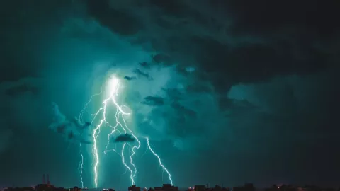 ¿Qué es un cielomoto? El estruendoso ruido que suena como un trueno.